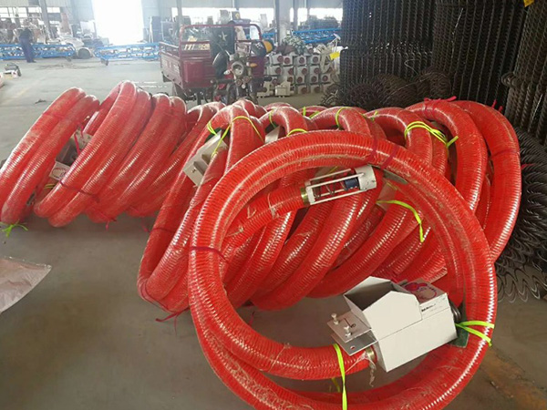 軟管輸送機 軟管輸送機