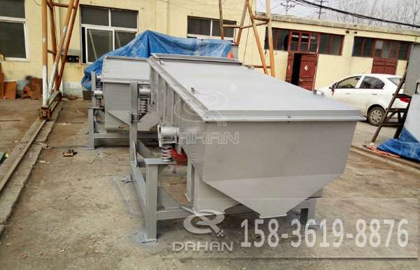 可調(diào)節(jié)角度直線振動篩 可調(diào)節(jié)角度直線振動篩